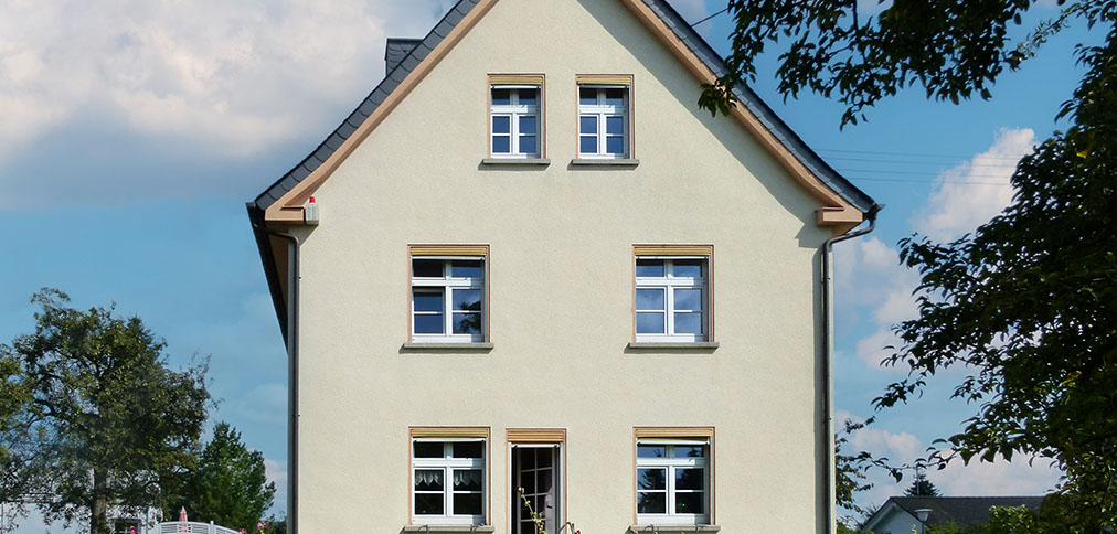 Mehrfamilienhaus Giebelseite – nachher